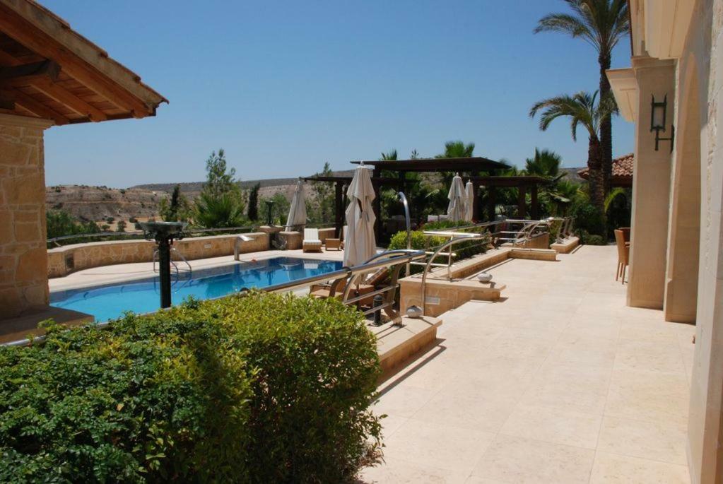Casa Carmelina Villa ลิมาซอล ภายนอก รูปภาพ